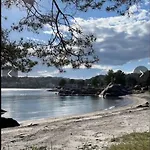 Sjarmerende Og Solrikt Hus Naer Strender Pa