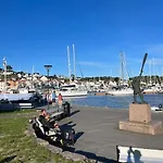 Sjarmerende Og Solrikt Hus Naer Strender Pa Casa vacanze Fevik