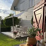 Sjarmerende Og Solrikt Hus Naer Strender Pa *