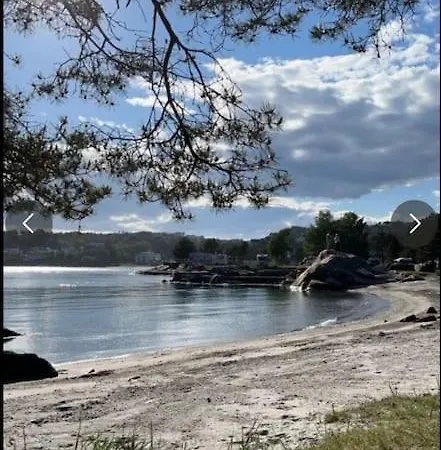 Sjarmerende Og Solrikt Hus Naer Strender Pa
