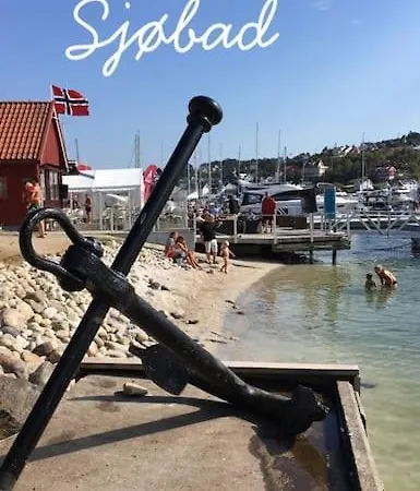 Sjarmerende Og Solrikt Hus Naer Strender Pa בית נופש